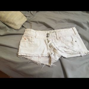 White Abercrombie shorts. Good condition.